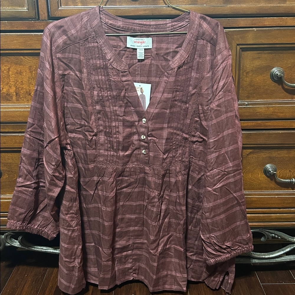 Wrangler Burgundy Plaid Blouse Shirt . Available in Size M, L . NWT